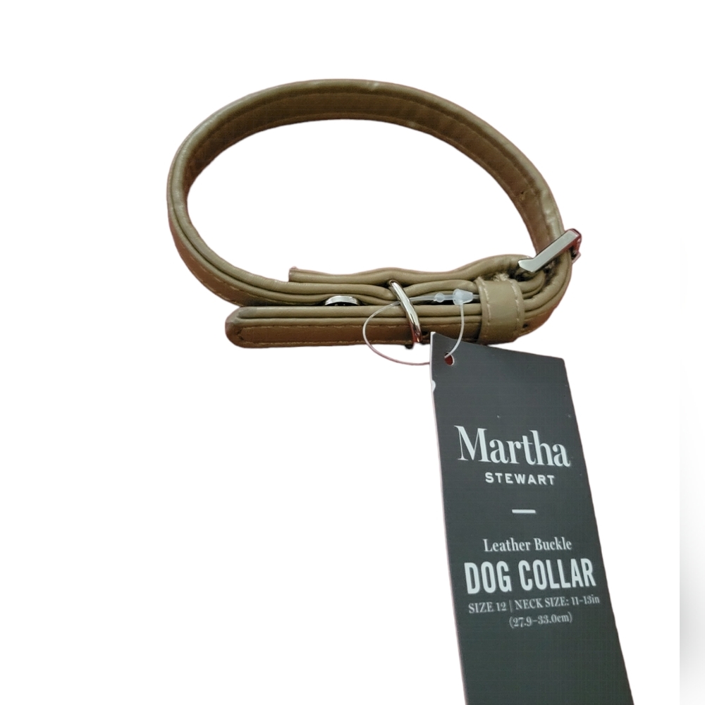 MARTHA STEWART LEATHER DOG COLLAR